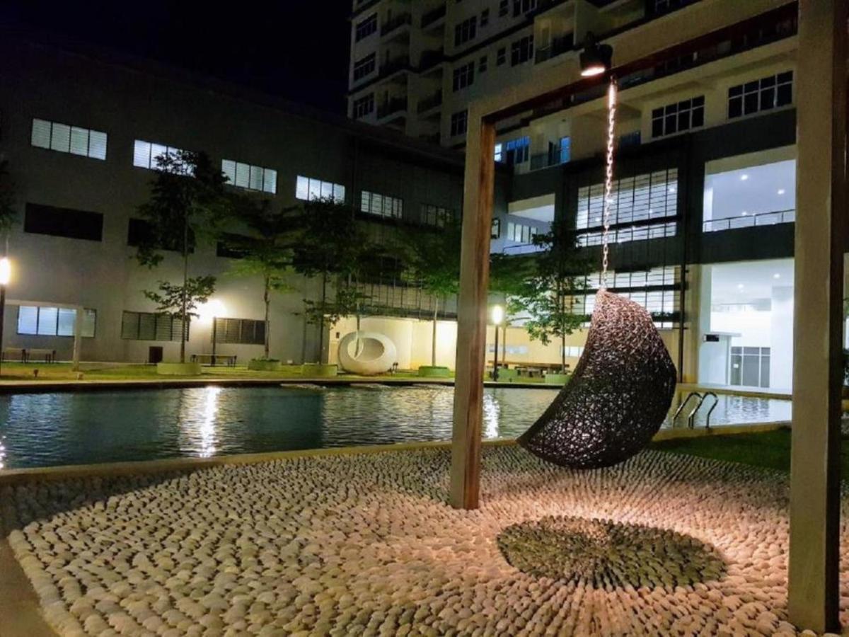 Puchong Skypod Residence, 1-5 Pax Cozy Unit, Walking Distance To Ioi Mall, 10Min Drive To Sunway المظهر الخارجي الصورة